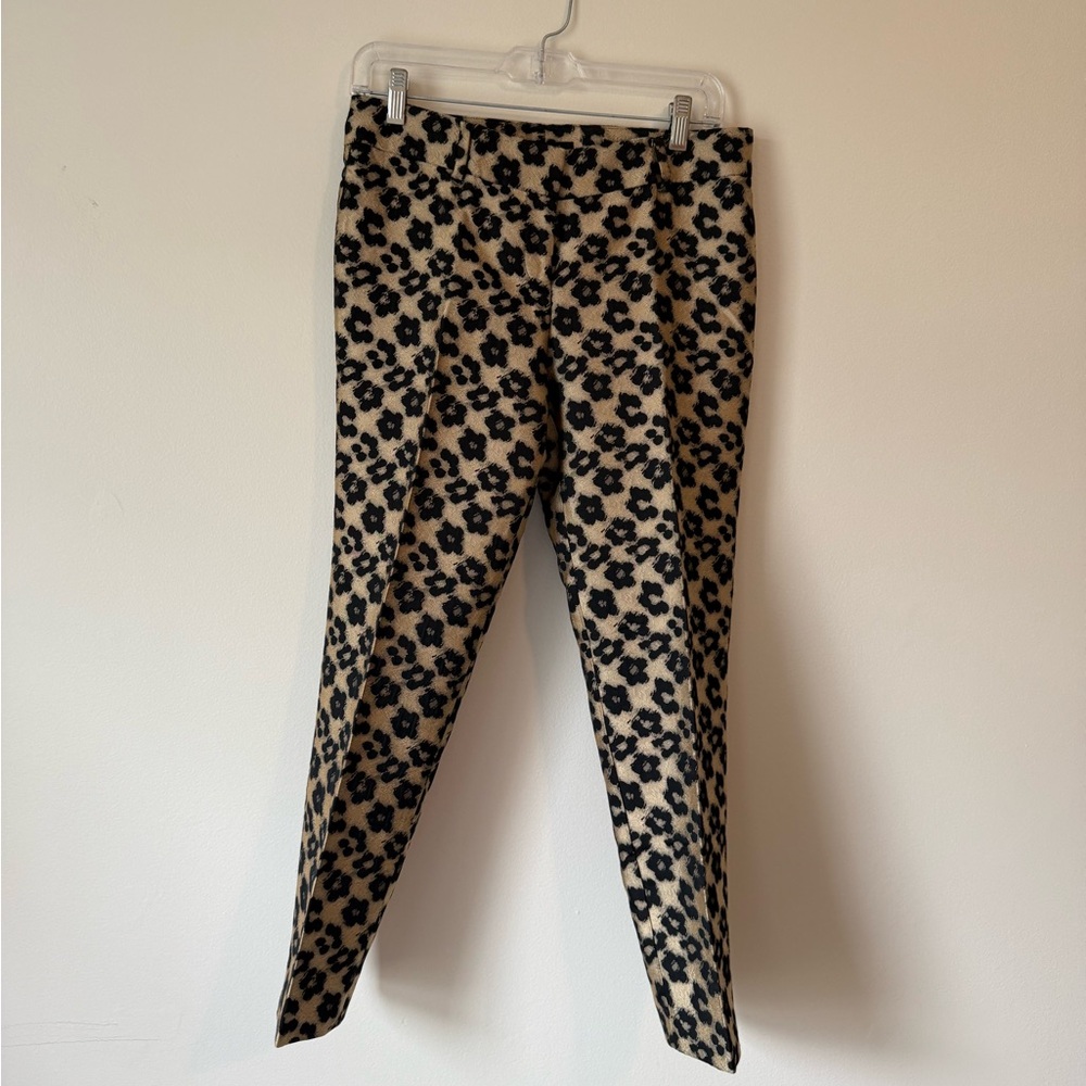 Ann Taylor Black and Tan Cropped Pants